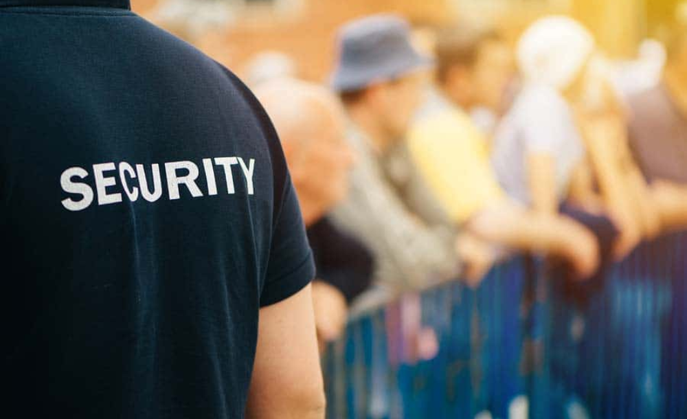 How Professional Security Services Reduce Workplace Risk